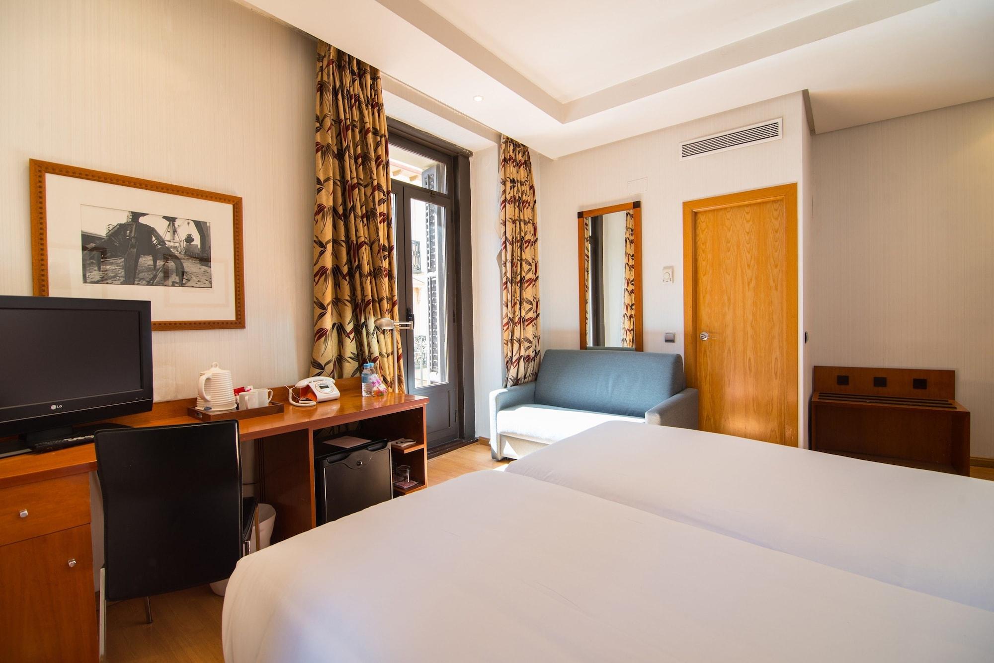 Petit Palace Preciados Madrid Exterior photo